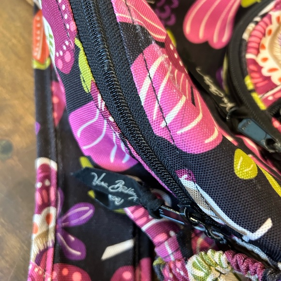 Vera Bradley pirouette pink backpack! Perfect for back to school - Picture 2 of 6